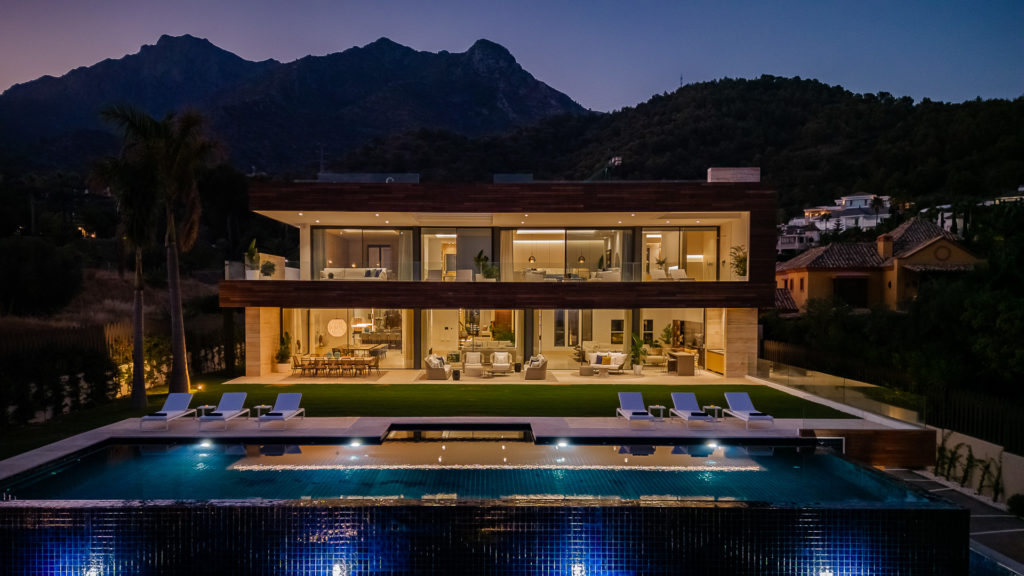 Remarkable Dual View Villa
