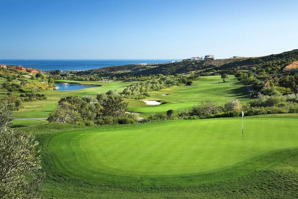 Blog Post: Discover the Best Marbella Golf Courses & Country Clubs